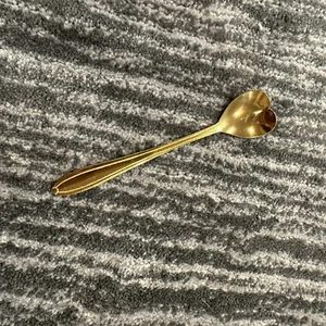 Cucchiaio Cuore Piccoli Cucchiaini Caffè Tono Oro Carino Dessert Nuovo - Foto 1 di 6