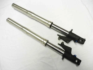 NEU orig Honda Gabel rechts links CB1000R SC60 CB 1000 R 08-17 mit ABS - Picture 1 of 3
