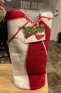 NOS Trim A Home Peppermint Candy 44” Christmas Tree Skirt NEW - Picture 1 of 2