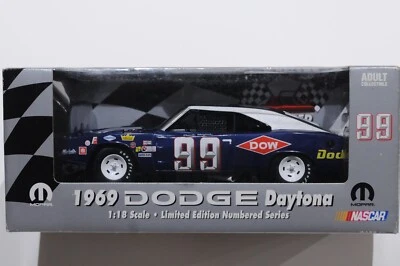 Dodge Daytona #99 Charlie Glotzbach 1969 escala 1:18 edición limitada Mopar NASCAR Foto 1 de 4