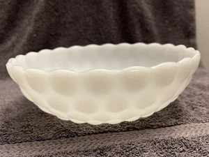 Vintage Anchor Hocking Milk Glass 8.25" Serving Bowl Candy Dish Bubble Pattern - Picture 1 of 5