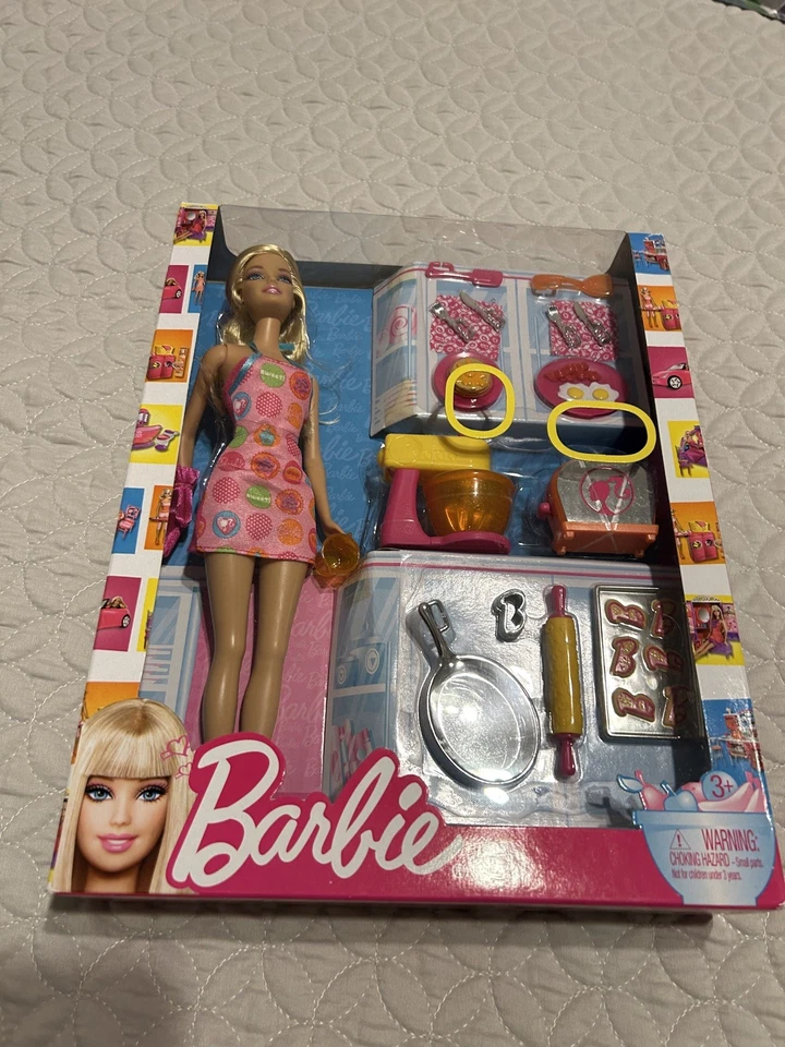 Barbie muñeca y juego 2010 #V8656 Foto 1 de 4