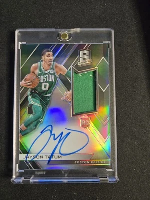 JAYSON TATUM 2017-18 SPECTRA RPA ROOKIE PATCH SILVER PRIZM RC AUTO /299 Q4271 - Image 1 of 2