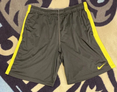 Hombres Nike Dri-Fit Gimnasio Calce Cruzado Entrenamiento Ropa Activa Pantalones Cortos LG Gris Carbón Volt Foto 1 de 4