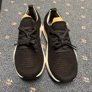 All Birds Tree Dasher 2 Womens W7 Sneakers Natural Black Blizzard Sole Run Shoes - Picture 1 of 12