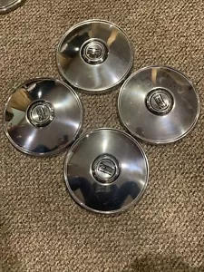 FIAT vintage HUB CAPS set of four RARE NOS - Picture 1 of 10