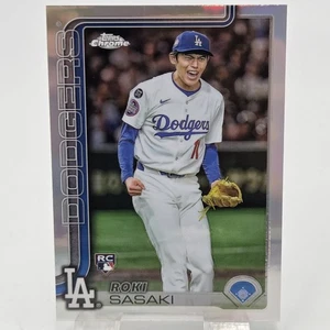 Roki Sasaki 2025 Topps Chrome #217 Rookie Los Angeles Dodgers. gebraucht  - Bild 1 von 7