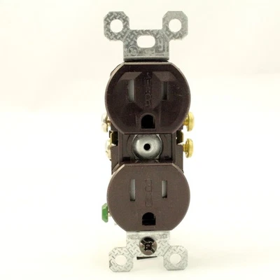 P&S Brown Tamper/Weather Resistant Receptacle Outlet 15A NEMA 5-15 Bulk 3232TRWR - Image 1 of 4