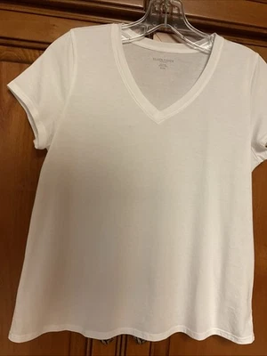 EILEEN FISHER Size PP 100% Organic Cotton, WHITE, V-Neck Short Sleeve Tshirt EUC - Image 1 of 4