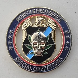 NCIS - NORFOLD FIELD OFFICE - SPECIAL OPERATIONS - Challenge Coin - Picture 1 of 2