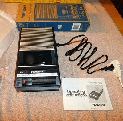 RQ-2104 Panasonic Portable Cassette Recorder AC Bat  WOW FACTOR CONDITION - Image 1 of 4