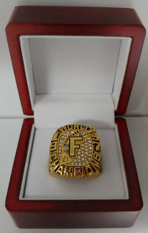 Livan Hernandez - 1997 Florida Marlins World Series Ring With Wooden Display Box Cover