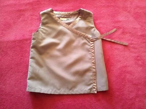 H&M silky look Top Size 4-6 yr **& 20% OFF if you buy 4 items I sell !!** - Picture 1 of 3
