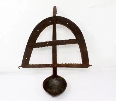 Antigo raro suporte de lâmpada de ferro forjado à mão pendurado suporte de vela Deepak - Imagem 1 de 4