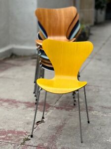GUARANTEED AUTHENTIC! FRITZ HANSEN Series 7™ Chair YELLOW, SCANINAVIAN, DENMARK