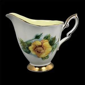 Royal Standard Creamer World Famous Roses Yellow Fine Bone China England Vintage - Picture 1 of 19