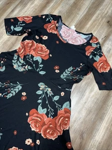 Lularoe Nicole Dress 3XL 24/26 28 Black Floral Red Roses 🌹 Plus NWOT 3X Rare ❤️ - Picture 1 of 15
