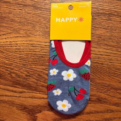 Happy No Show Socks Women's Shoe size 4-10 Summer Novelty Cherries, Strawberries - Imagem 1 de 4