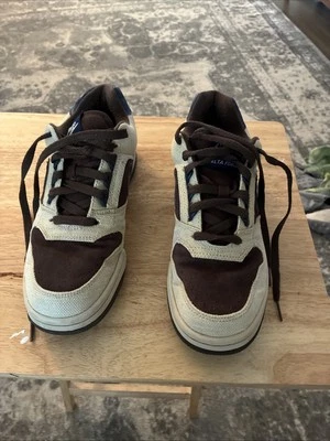 Vintage Delta Force Nike Sneakers. Size 8 - Image 1 of 4