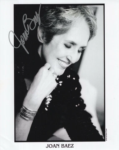JOAN BAEZ HAND SIGNED 8x10 PHOTO+COA                  LEGENDARY FOLK SINGER Cover