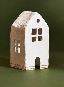 NEW ANTHROPOLOGIE SUSTAINABLE HAMMOND VILLAGE HOME FARM HOUSE CHRISTMAS HOLIDAY - Picture 1 of 4