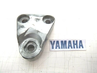 PATA ESTRIBA DELANTERA IZQUIERDA YAMAHA FZR 400 FZR400 RR 1992 Foto 1 de 4