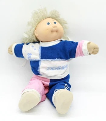 Vintage Cabbage Patch Kid Bootleg Mädchen Sommersprossen blaue Augen Puppe - Bild 1 von 4
