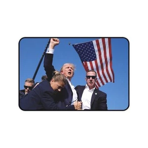 Alfombrilla de escritorio Trump FIGHT - Imagen 1 de 13