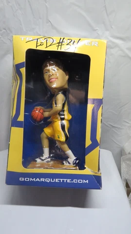 Travis Diener Marquette Golden Eagles Autographed Bobble SGA Bobblehead Signed Cover