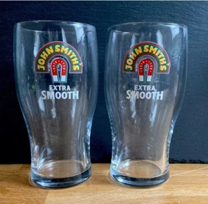 2 x John Smith's Extra Smooth Pint glasses. Homebar Mancave Brewery - Picture 1 of 1