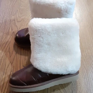 UGG 1008823 size 6 Women's Patten Leather Chestnut boots - Picture 1 of 9