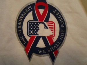 MAGLIETTA BIANCA MLB MAJOR LEAGUE BASEBALL 11 SETTEMBRE 2001 TAGLIA XL - Foto 1 di 5