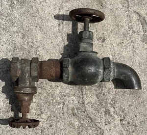 Fantastic Heavy Massive Brass Tap Great For Garden Or Water Feature Stamped 11/4 - Picture 1 of 18