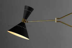 Lampada da parete italiana ottone nero Diabolo cono Stilnovo Sputnik luce braccio oscillante regalo - Foto 1 di 8