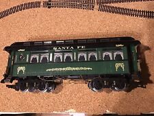 Aristocraft G Scale Passenger Coach Santa Fe Green & Gold Lighted With Smoke