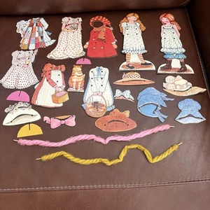 Vintage 1975 Holly Hobbie Sew-Ons 20 Piece Set - Picture 1 of 16
