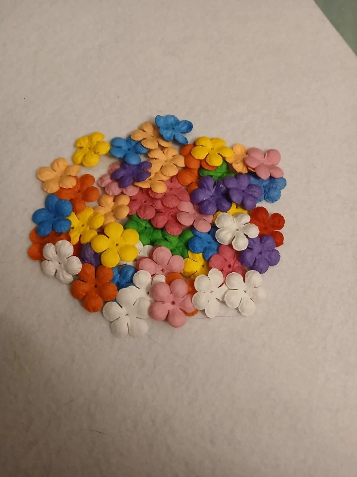 Mulberry paper flower assortment, new, 50 pieces - Image 1 of 1