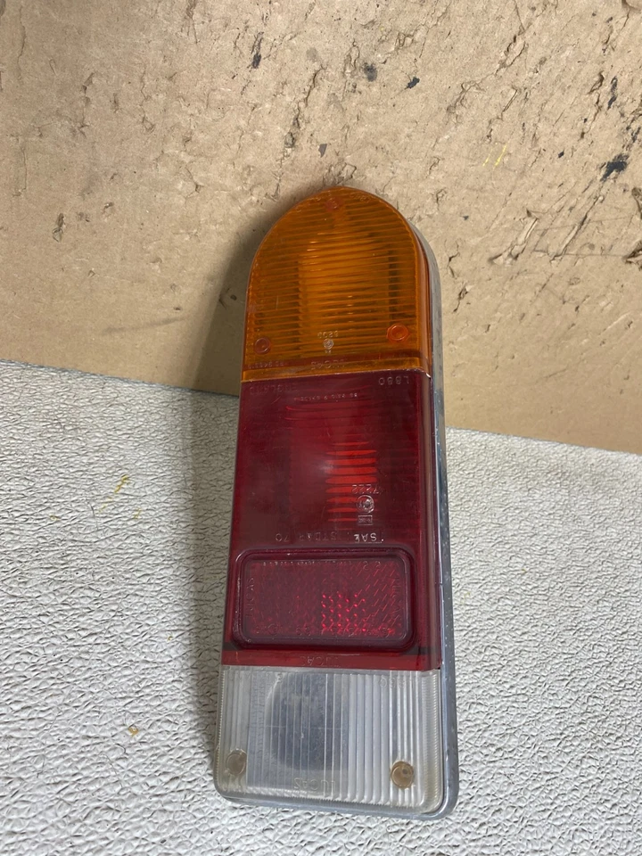 Luz trasera izquierda del lado del conductor Triumph Spitfire 1973 a 1980 R9860 PS Foto 1 de 4