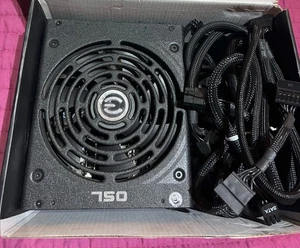 EVGA SuperNOVA 750 G2 Modulares 750W Netzteil - Schwarz - Bild 1 von 3