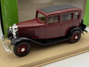 ELIGOR Ford V8 1932 Limousine FORDOR 1204 1:43 Diecast Modelcar - Picture 1 of 6