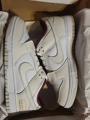 Talla 7.5 - Nike Dunk SE Low Sisterhood con envío lo antes posible Foto 1 de 4