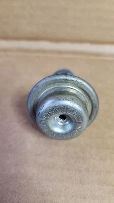 Regulador de presión DENSO inyección combustible Toyota Lexus 3.0L 3.3L V6 23270-73010 Foto 1 de 2