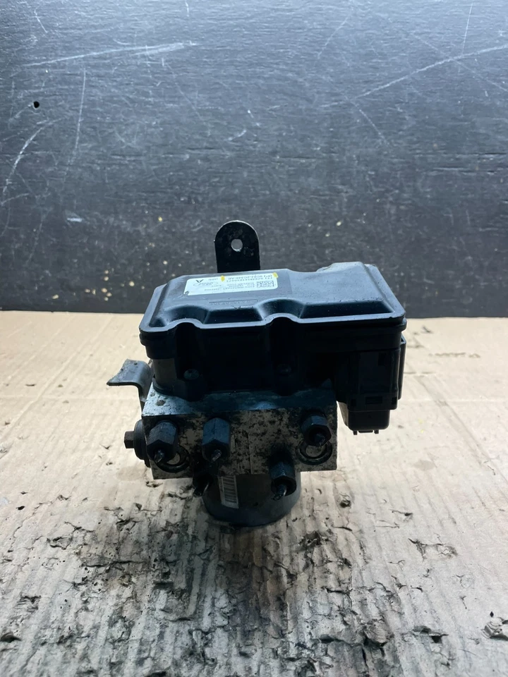 Ford E250 E350 Econoline 2009 2010 bomba de freno antibloqueo ABS antibloqueo v2292 DG Foto 1 de 4