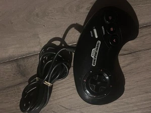 Controlador SEGA Genesis OEM Control Pad 3 botones negro con botones rojos - Imagen 1 de 4
