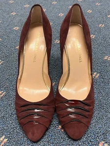Loeffler Randall donna bordeaux scamosciato dettaglio vernice pompa classica taglia 7B Italia - Foto 1 di 12