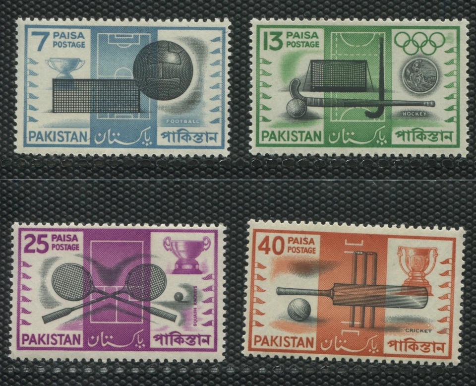 Juego deportivo Pakistán 1965 MNH 4v fútbol hockey squash cricket conjunto completo Foto 1 de 1