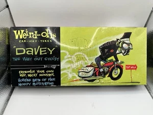 Weird-ohs Model Kit Davey the Way Out Cyclist HAWK Classics - Picture 1 of 6