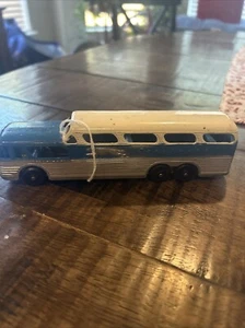 Vintage Tootsie Toy Die- Cast Scenicruiser Greyhound Bus- 1960s - Picture 1 of 10