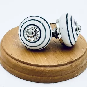 2 Porcelain Ceramic Blue & White Drawer Cabinet Door Knobs Handle Pulls - Picture 1 of 5