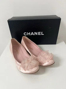 Chanel Ballerina Pumps rosa Satin Vintage Blumen Größe 37,5 - Bild 1 von 12